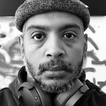 Black Podcasting - Unveiling Abstract Art: The Artistic Odyssey with Santos Shelton