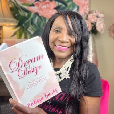 Entrepreneur and author Melissa Banks returns to #ConversationsLIVE Black Podcasting - Entrepreneur and author Melissa Banks returns to #ConversationsLIVE