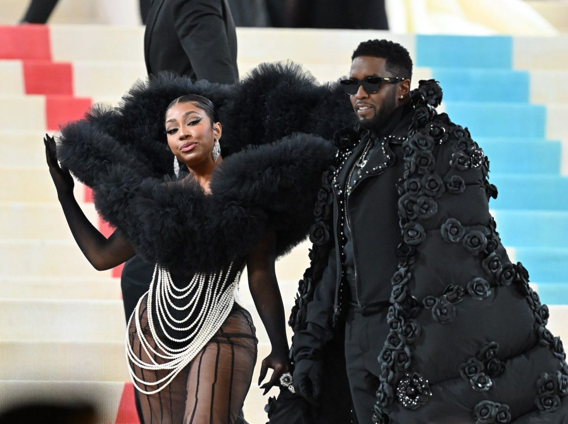S12 Ep23: 10/04/23 - Diddy Said Yung Miami Reminds Him of Oprah & Travis Kelce's Ex Unfollows His Friends Black Podcasting - S12 Ep23: 10/04/23 - Diddy Said Yung Miami Reminds Him of Oprah & Travis Kelce's Ex Unfollows His Friends