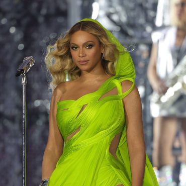 Black Podcasting - S12 Ep44: 11/02/23 - North West Says She's "The Best Ever" & Is Beyonce a Mean Girl Backstage?