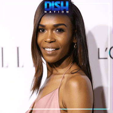 Black Podcasting - S13 Ep162: 04/22/25 - SZA Dropped Onstage? Michelle Williams Finally Meets Michelle Williams!