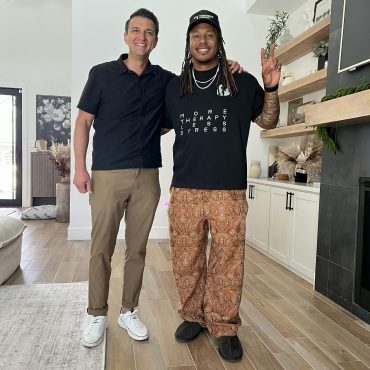 Black Podcasting - Build Your Brand, Master Your Focus, and Serve Who You Once Were — with Rory Vaden