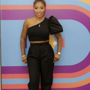 Black Podcasting - POPLAW BREAKDOWN: Social Media Lawsuits Explained  (S2:207)