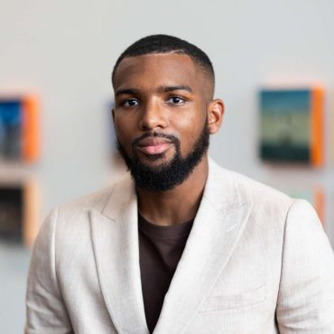 Black Podcasting - MJ On The Wall: Engineer Turned Self-Taught Painter Miles Johnson on His Art